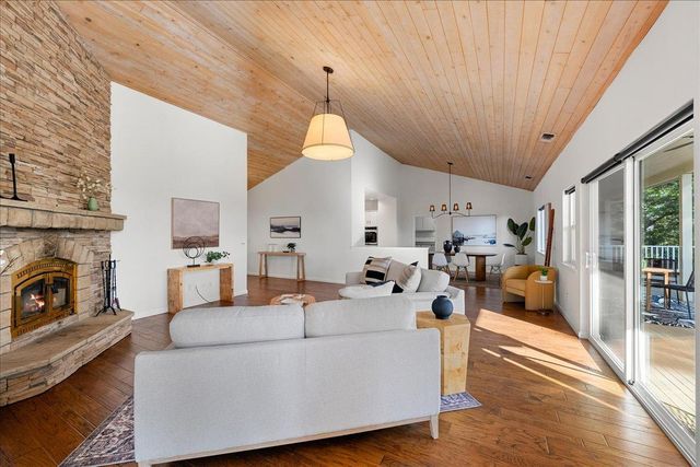 19647 Eagle Ridge Rd, Foresthill, CA 95631