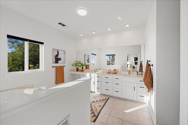 19647 Eagle Ridge Rd, Foresthill, CA 95631