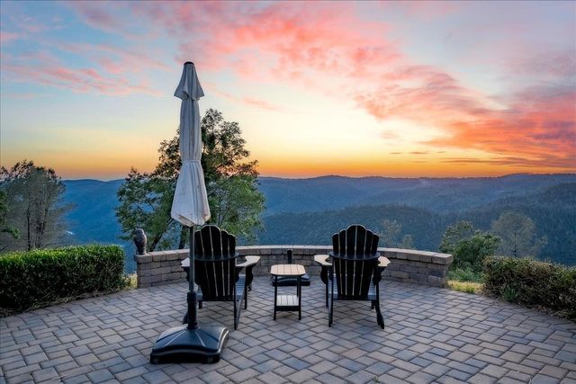 19647 Eagle Ridge Rd, Foresthill, CA 95631