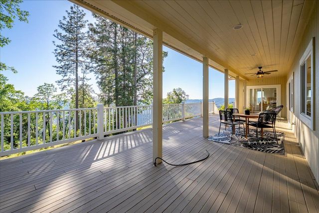 19647 Eagle Ridge Rd, Foresthill, CA 95631
