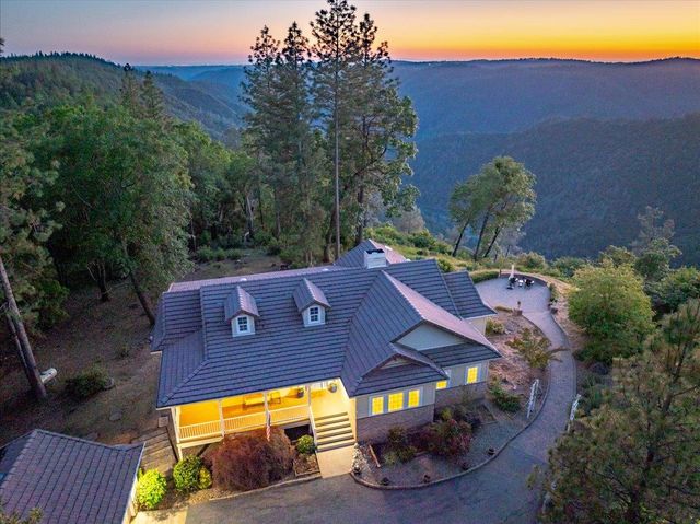 19647 Eagle Ridge Rd, Foresthill, CA 95631