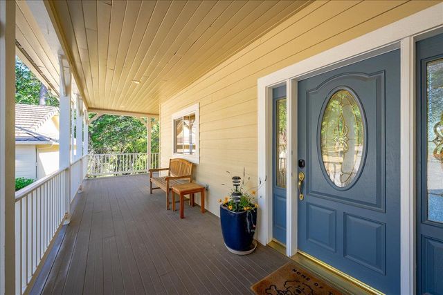 19647 Eagle Ridge Rd, Foresthill, CA 95631