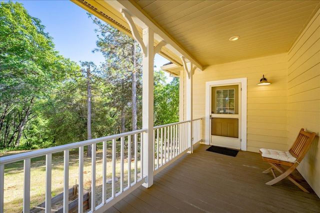19647 Eagle Ridge Rd, Foresthill, CA 95631