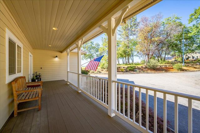 19647 Eagle Ridge Rd, Foresthill, CA 95631