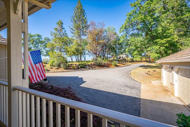 19647 Eagle Ridge Rd, Foresthill, CA 95631