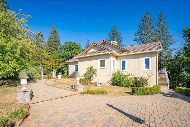 19647 Eagle Ridge Rd, Foresthill, CA 95631