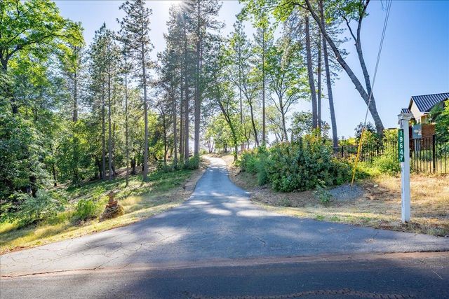 19647 Eagle Ridge Rd, Foresthill, CA 95631