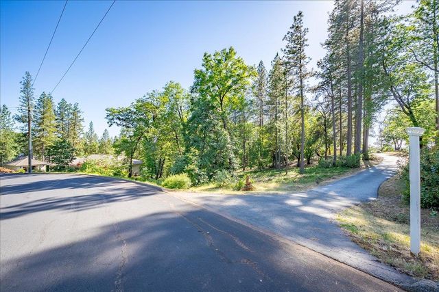 19647 Eagle Ridge Rd, Foresthill, CA 95631