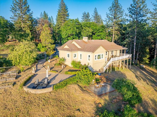 19647 Eagle Ridge Rd, Foresthill, CA 95631