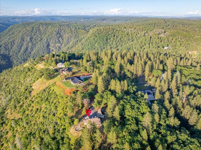 19647 Eagle Ridge Rd, Foresthill, CA 95631