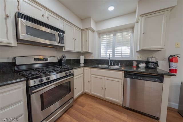 911 Saddle Horn Drive, Henderson, NV 89002