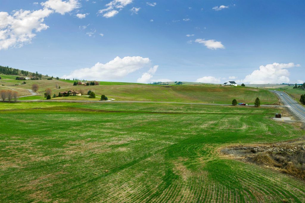 NKA E HOFFMAN Ln, Spokane, WA 99223 photo 18