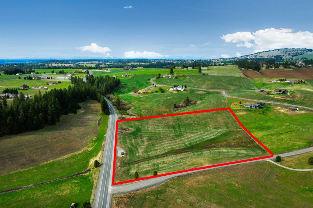 NKA E HOFFMAN Ln, Spokane, WA 99223 photo 9