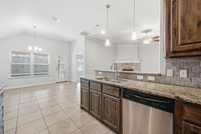 713 Smyth Street, Aledo, TX 76008