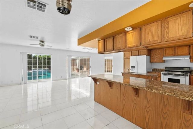 2330 N San Antonio, Palm Springs, CA 92262