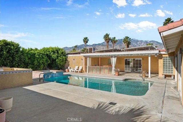 2330 N San Antonio, Palm Springs, CA 92262