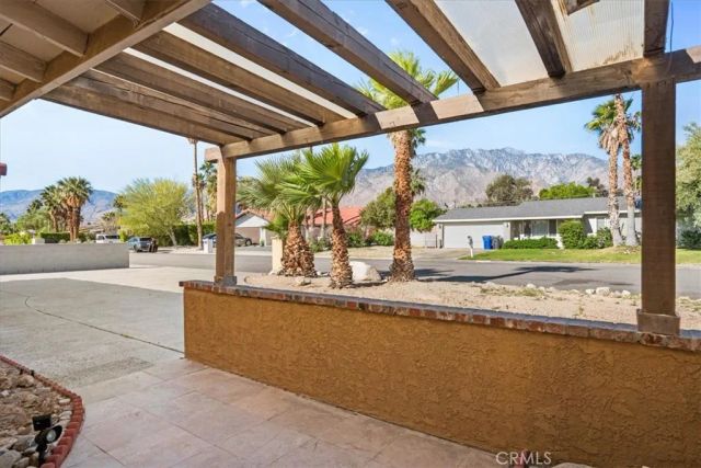 2330 N San Antonio, Palm Springs, CA 92262