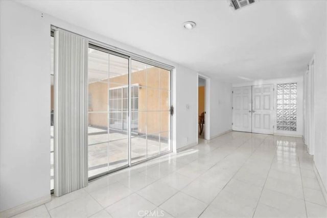 2330 N San Antonio, Palm Springs, CA 92262