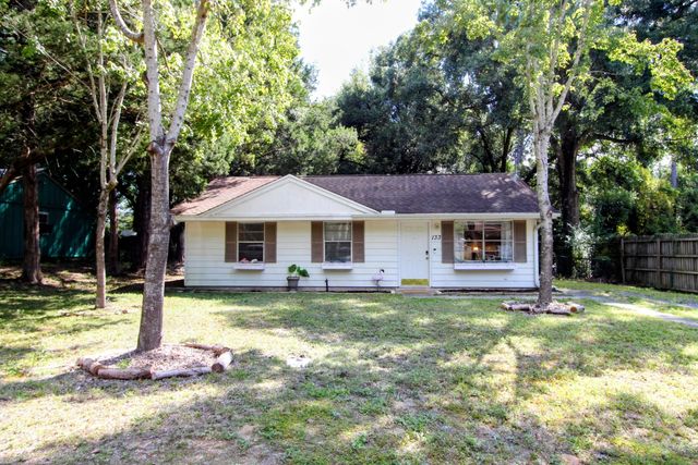 133 Smith Street, Crestview, FL 32539