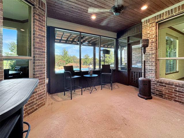 6509 Ladybank Court W, Cleburne, TX 76033
