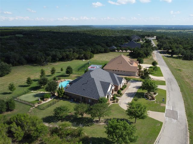 6509 Ladybank Court W, Cleburne, TX 76033