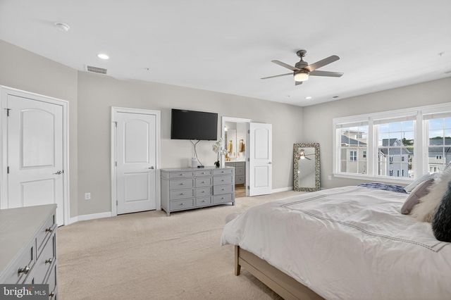 519 S ATWATER DR, Malvern, PA 19355