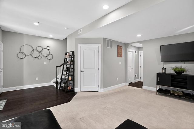 519 S ATWATER DR, Malvern, PA 19355