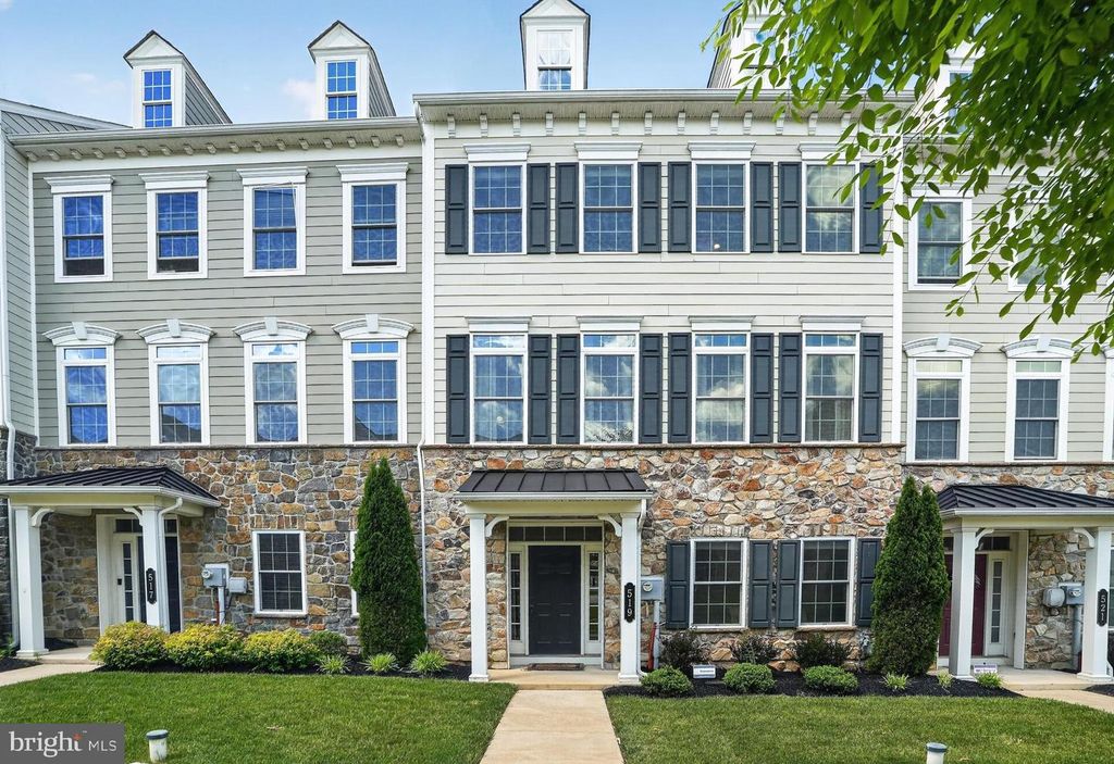 519 S ATWATER DR, Malvern, PA 19355