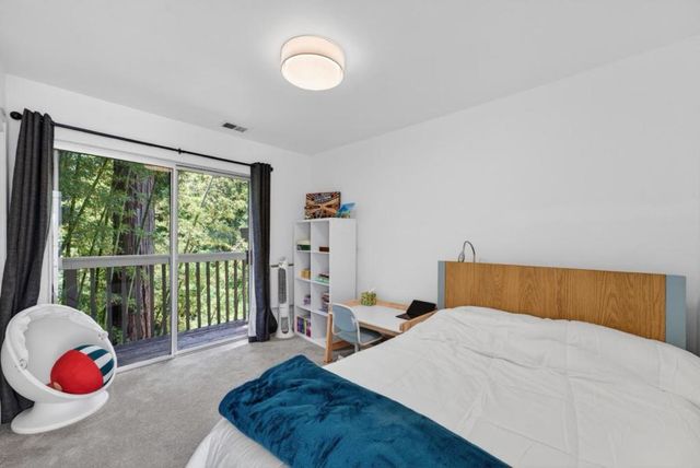 450 Vine Hill Road, Santa Cruz, CA 95065
