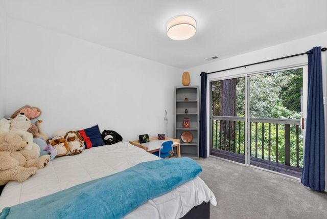 450 Vine Hill Road, Santa Cruz, CA 95065