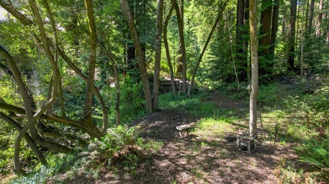 450 Vine Hill Road, Santa Cruz, CA 95065