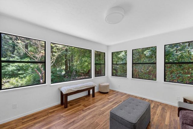 450 Vine Hill Road, Santa Cruz, CA 95065