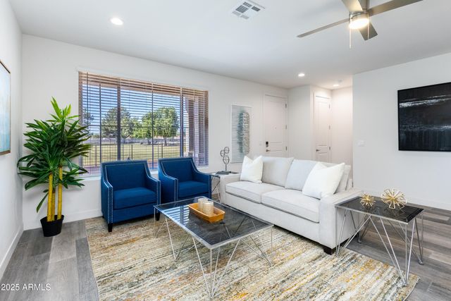 505 S SOHO Lane 30, Chandler, AZ 85225