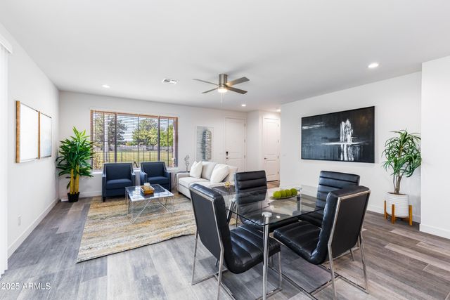 505 S SOHO Lane 30, Chandler, AZ 85225