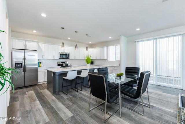 505 S SOHO Lane 30, Chandler, AZ 85225