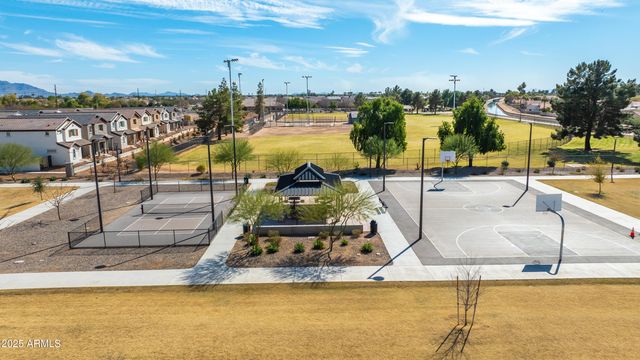 505 S SOHO Lane 30, Chandler, AZ 85225