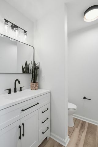 1058 Todd Preis Dr, Nashville, TN 37221