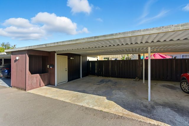 1058 Todd Preis Dr, Nashville, TN 37221