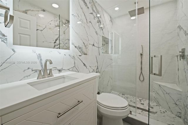 20877 NW 4th St, Pembroke Pines, FL 33029