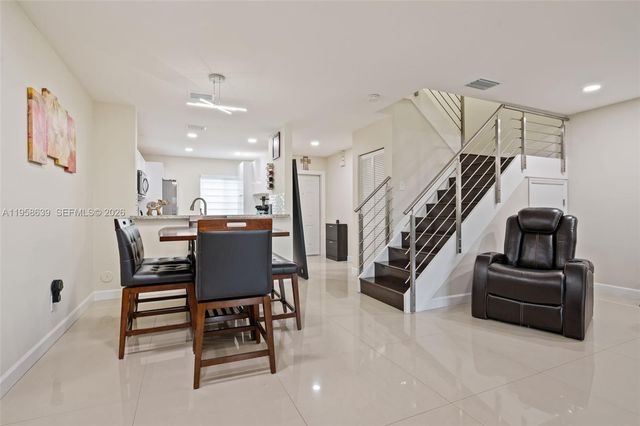 20877 NW 4th St, Pembroke Pines, FL 33029