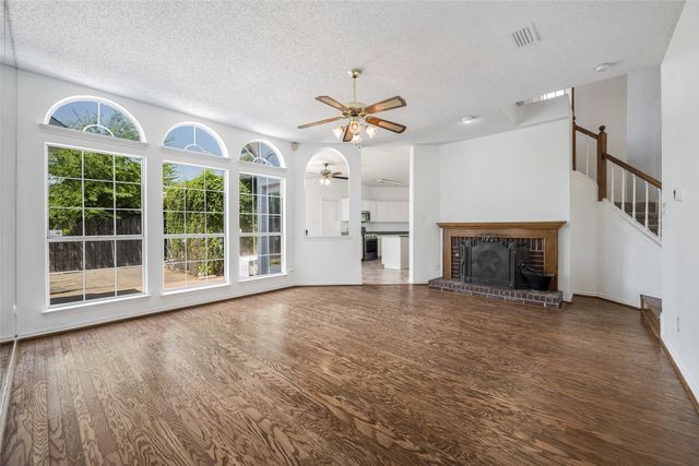7122 Don Gomez Lane, Garland, TX 75043