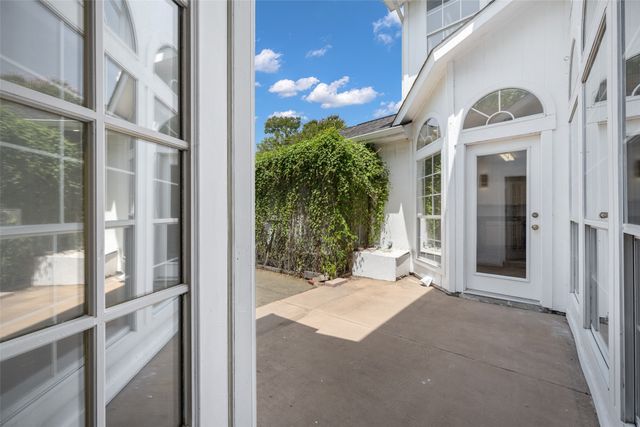 7122 Don Gomez Lane, Garland, TX 75043