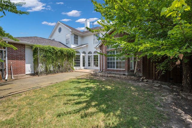 7122 Don Gomez Lane, Garland, TX 75043