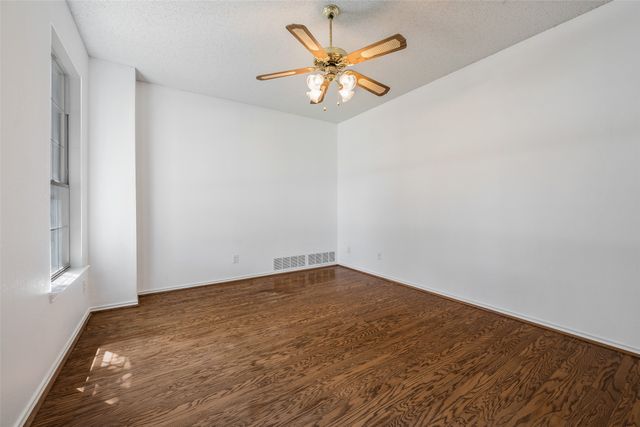 7122 Don Gomez Lane, Garland, TX 75043