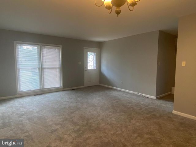 578 WELSH DR, Ruther Glen, VA 22546