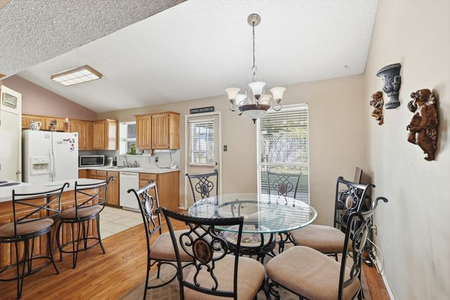 312 Richy Road, Roanoke, TX 76262