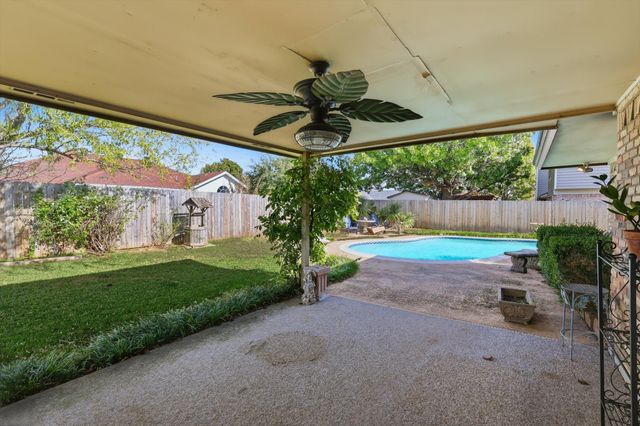 312 Richy Road, Roanoke, TX 76262