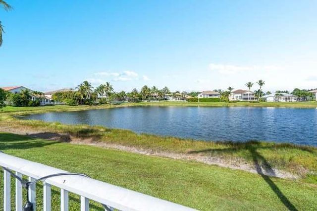 11836 OSPREY POINT Circle, Wellington, FL 33449