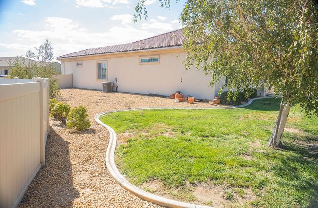 10939 Rockaway Glen Road, Apple Valley, CA 92308