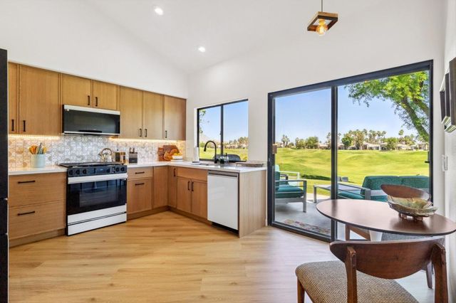54623 Inverness Way, La Quinta, CA 92253